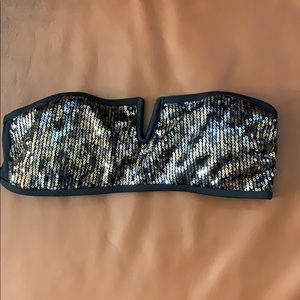 Capri size medium swimsuit top!